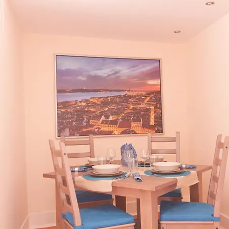 Alfama Balcony - Awesome Tagus View