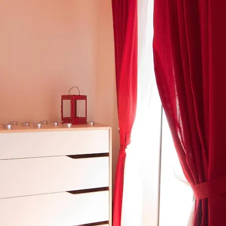 Alfama Balcony - Awesome Tagus View * Лиссабон